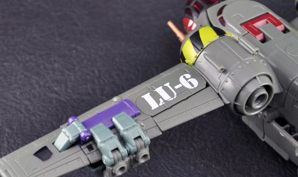 Transformers Reveal The Shield Lugnut  (7 of 18)